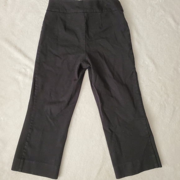 Le Chateau Black Stretch Relaxed Dress Capris, Size 00 - Picture 4 of 4